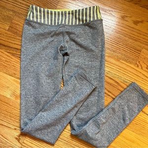 Ivivva gray reversible leggings size 12